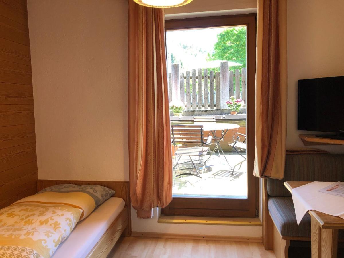 Gaestehaus Am Kurparkweg Ξενοδοχείο Reit im Winkl Δωμάτιο φωτογραφία
